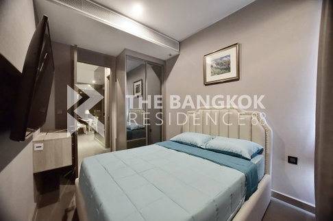 THE ESSE at SINGHA COMPLEX near MRT Phetchaburi Station Luxury Unit, Ready for You Without the Wait