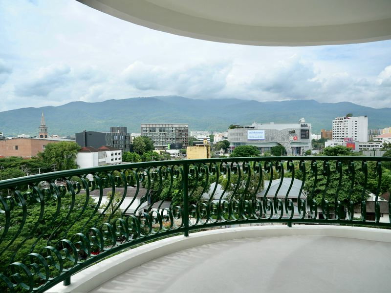 รูป 🌆 Luxury Corner Unit ใจกลางนิมมาน | Hillside 4 Condominium 🏙️✨ - รูปที่ 3/19