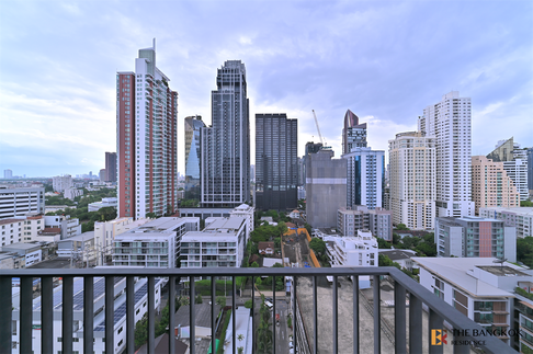 RHYTHM Ekkamai High-potential Location, Not as Expensive as You Think near BTS Ekkamai