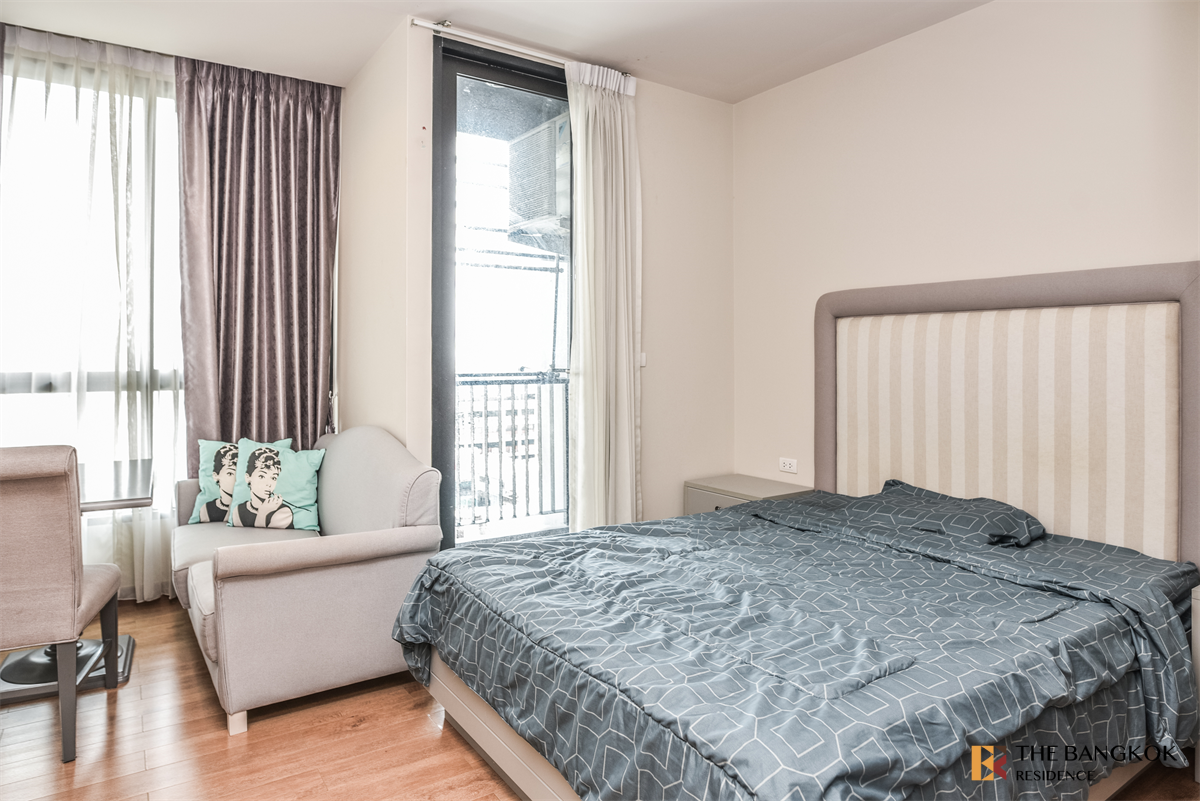 picture The Editor near BTS Saphan Khwai Special unit at an attractive price - 4/9