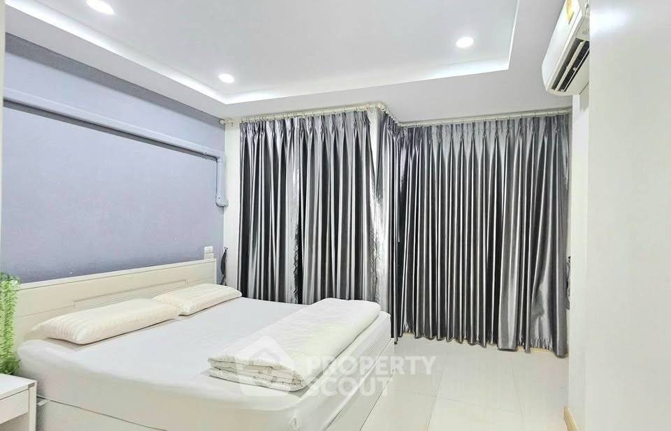 รูป คอนโด 2-ห้องนอน ที่ แฮปปี้ คอนโด ลาดพร้าว 101 ใน คลองเจ้าคุณสิงห์ (ID 2694608) - รูปที่ 1/15