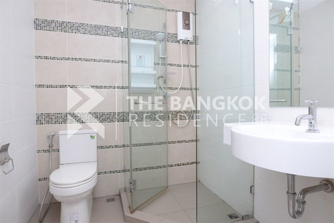 Centric Sathorn-St.Louis near BTS Saint Louis Looking for an owner for this special unit