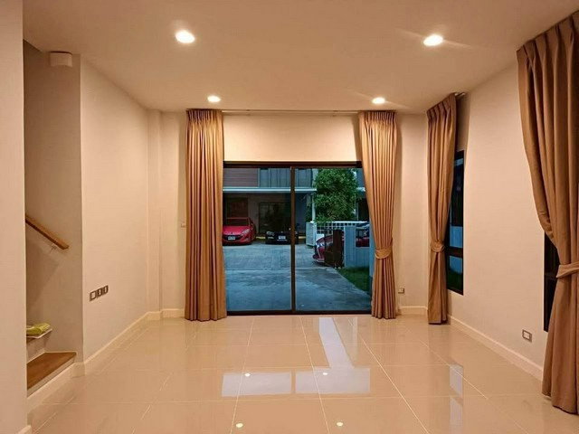 รูป HR3448ให้เช่าทาวน์โฮมสไตล์บ้านเดี่ยว อนาบูกิ ธนาฮาบิแทต (สะพานมหาเจษฎาบดินทร์-ราชพฤกษ์) เลี้ยงสัตว์ได้ - รูปที่ 13/27