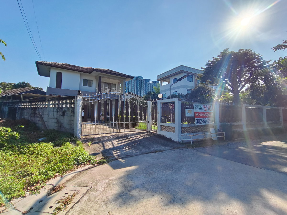 รูป บ้านเดี่ยว เนื้อที่กว้างมาก 184 ตร.วา ราคาต่ำกว่าประเมิน ซอยรามอินทรา77 ใกล้รถไฟฟ้าสถานีคู้บอน ใกล้ห้างแฟชั่นฯ - รูปที่ 3/28