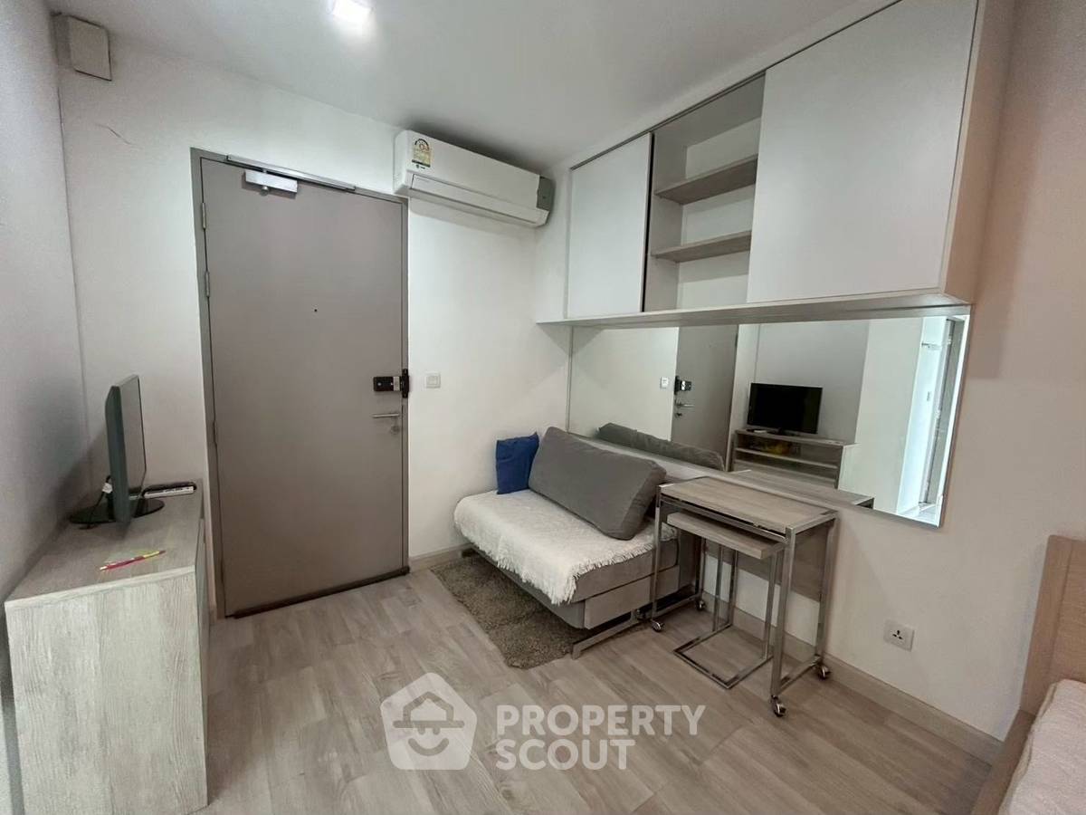 picture Studio Condo at Ideo Mobi Sukhumvit 81 near BTS On Nut (ID 2879212) - 3/11