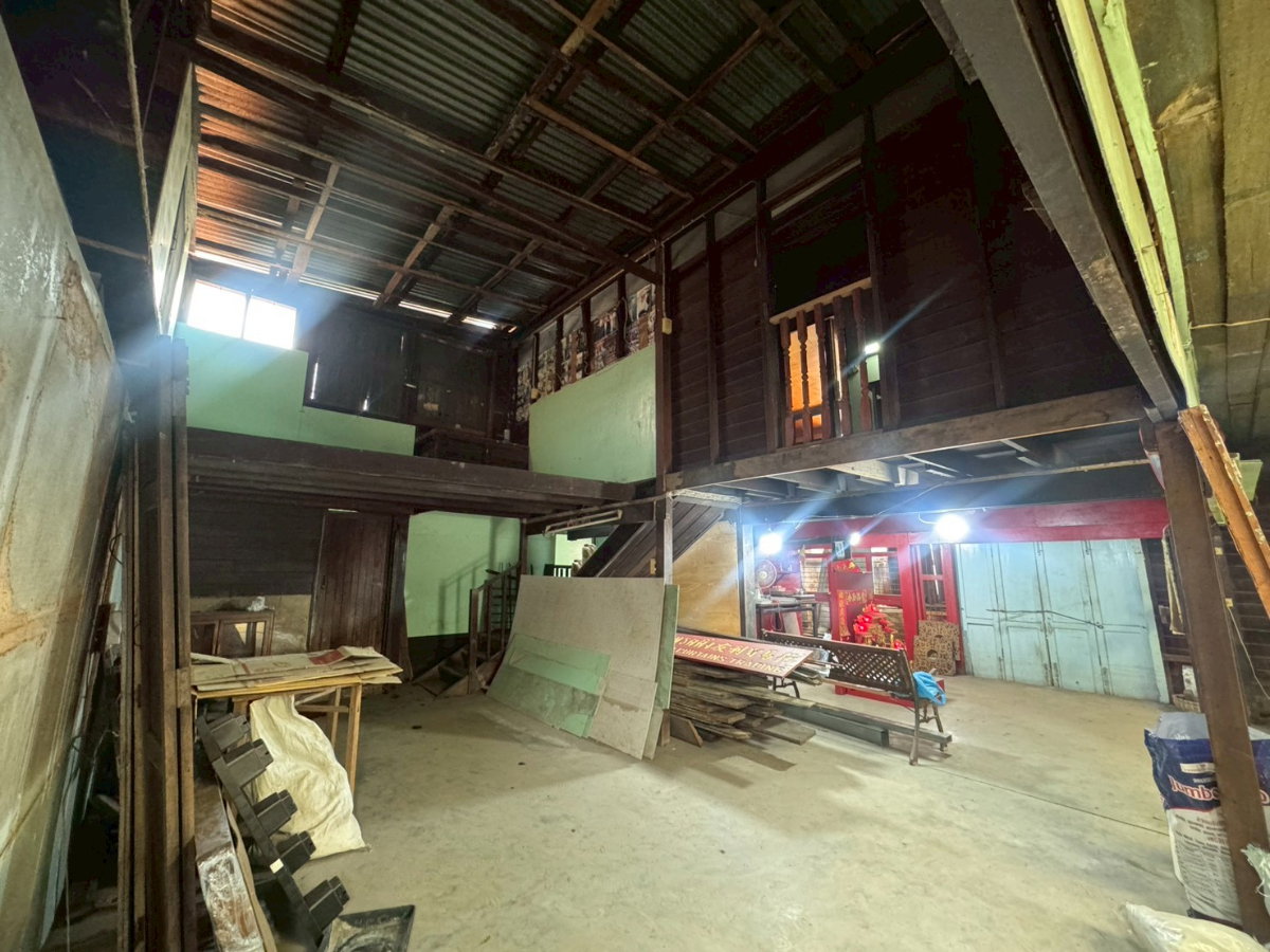 รูป ขายที่ดินซอยอุดมสุข 28 พร้อมบ้านไม้ **ใกล้ BTS อุดมสุข เดินทางสะดวกสุดๆ** (N.2064) - รูปที่ 4/35
