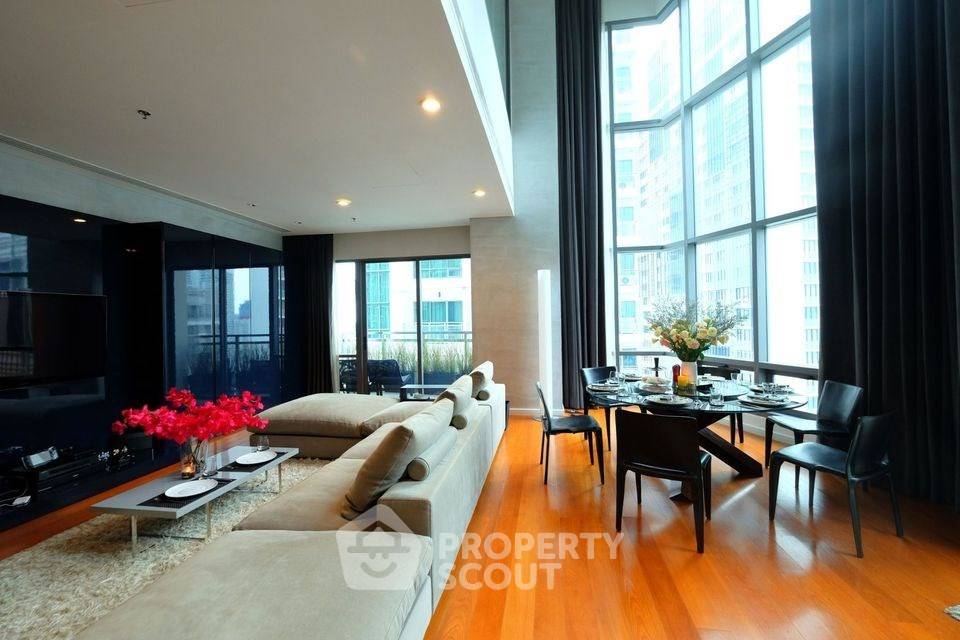 รูป คอนโด 3-ห้องนอน ที่ ไบร์ท สุขุมวิท 24 คอนโดมิเนียม ใกล้ BTS พร้อมพงษ์ (ID 2874420) - รูปที่ 1/16