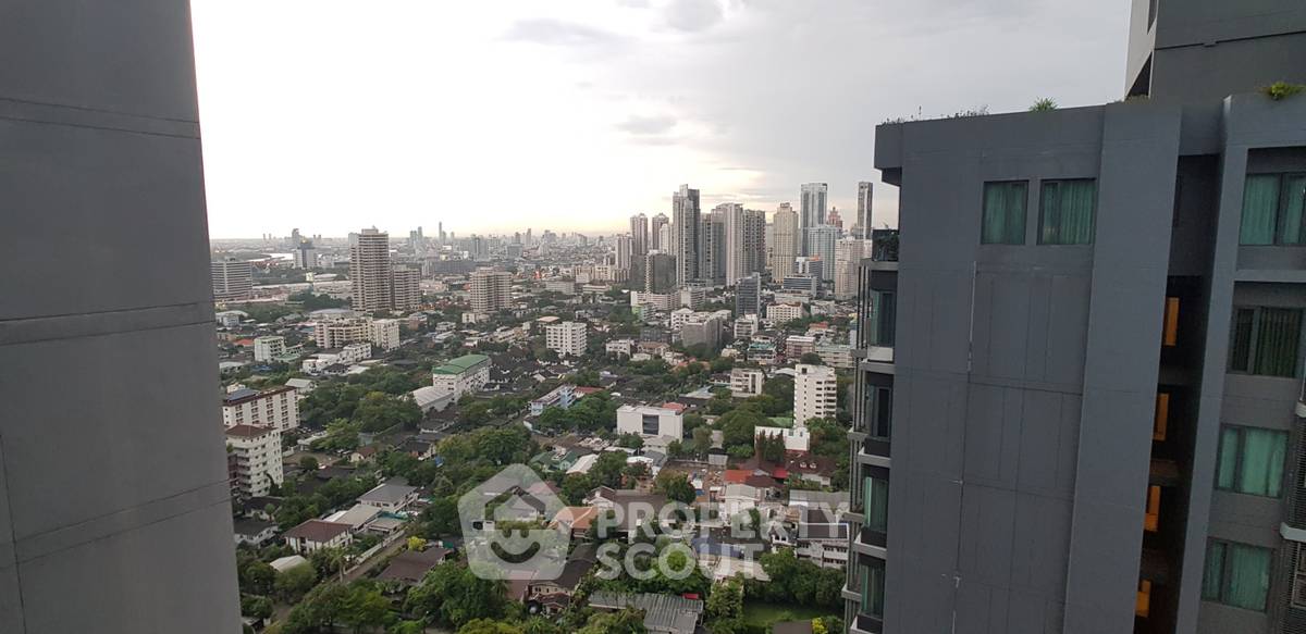 picture 3-BR Condo at Noble Remix near BTS Thong Lor (ID 2067596) - 15/20