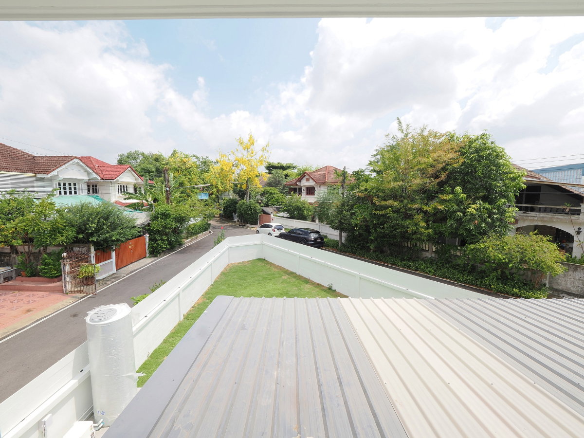 รูป ขายราคาพิเศษ บ้านเดี่ยว 2 ชั้น ม.เบญจทรัพย์นคร ขนาด 126.1 ตร.ว 6 นอน 2 น้ำ  วัสดุพรีเมี่ยม พร้อมเฟอร์ เข้าอยู่ได้ทันที [เอกชัย-พระราม2] - รูปที่ 54/69