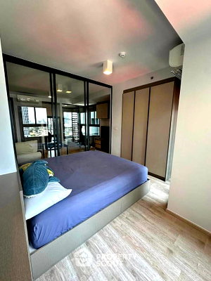 Condos for rent : 200m To BTS Wongwian Yai, 1-BR Condo At Ideo Sathorn-Wongwian Yai (ID 2878424)