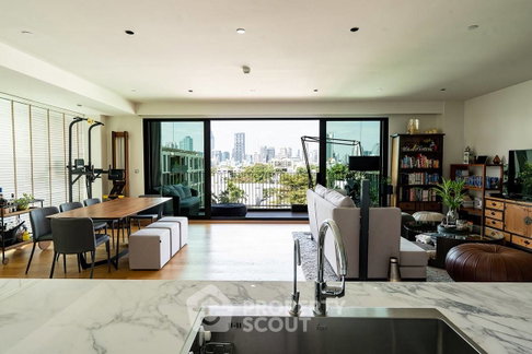 2-BR Condo at Supreme Legend Condominium near MRT Khlong Toei (ID 2874018)