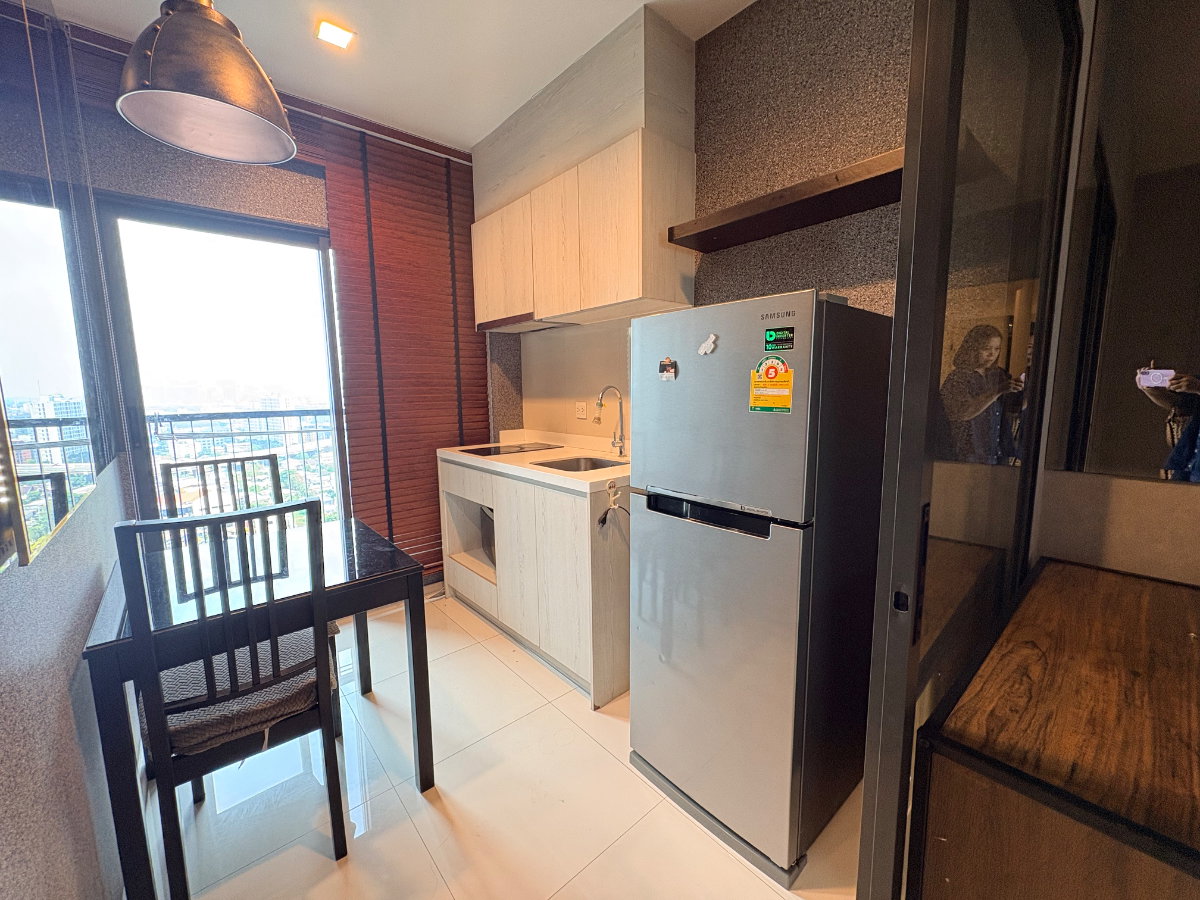 picture Life Sukhumvit 48 17,000 thb near bts  - 12/16