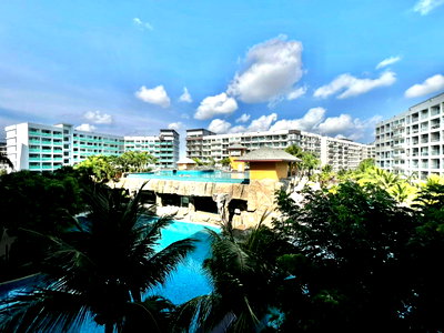 Condos for sale : Laguna Beach Resort 3 The Maldives