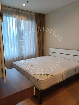 🚅 Villa Asoke, conveniently located near Phetchaburi MRT station. Beautiful, ready-to-move-in rooms at a great price. Book now before they're gone! ✨