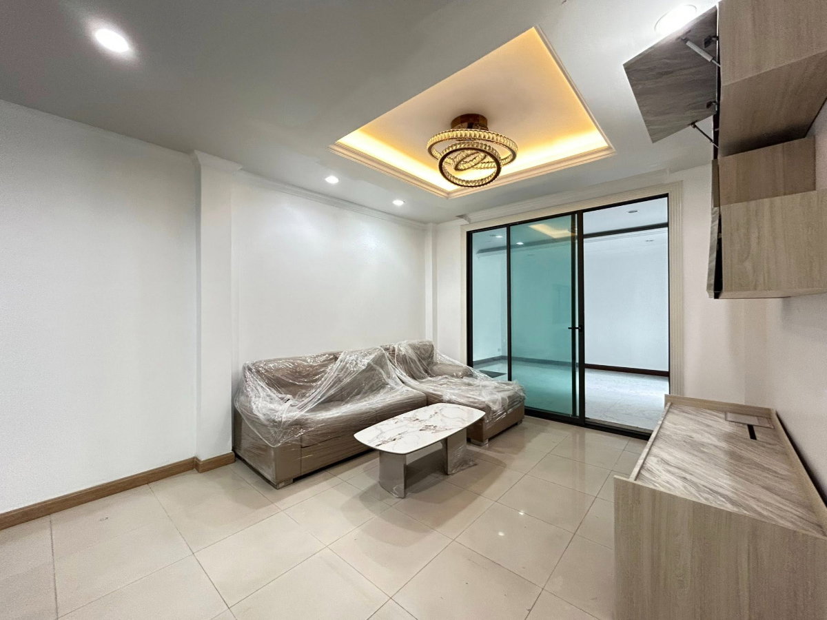 รูป WS7402 🏡🔥 บ้านเดี่ยวหรู 3 ชั้น ประชาราษฎร์บำเพ็ญ 10 ใกล้ MRT ห้วยขวาง เพียง 70,000 บาท / เดือน - รูปที่ 5/19