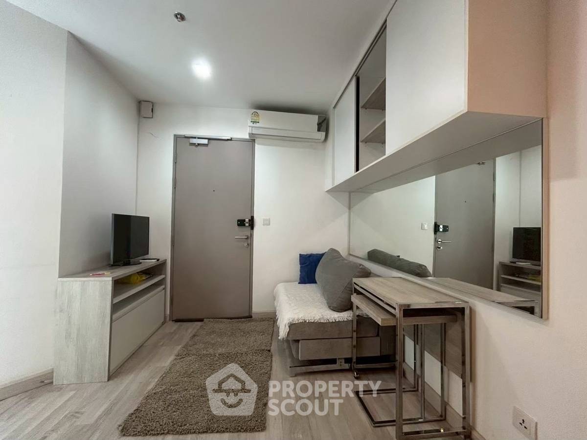 picture Studio Condo at Ideo Mobi Sukhumvit 81 near BTS On Nut (ID 2879212) - 1/11