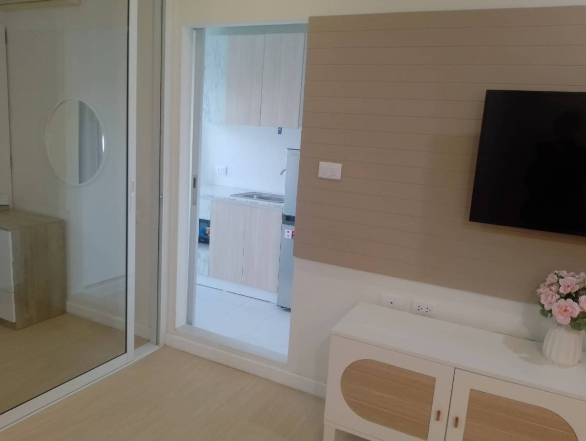 รูป 🏢 ให้เช่า D Condo Kathu📍กะทู้  🛋 1 ห้องนอน 1 ห้องน้ำ  📏 ตึก C ชั้น 7    ✅ พร้อมเข้าอยู่  💰 ราคาเช่า  • 13,000 บาท/เดือน (สัญญา 1 ปี) - รูปที่ 3/10