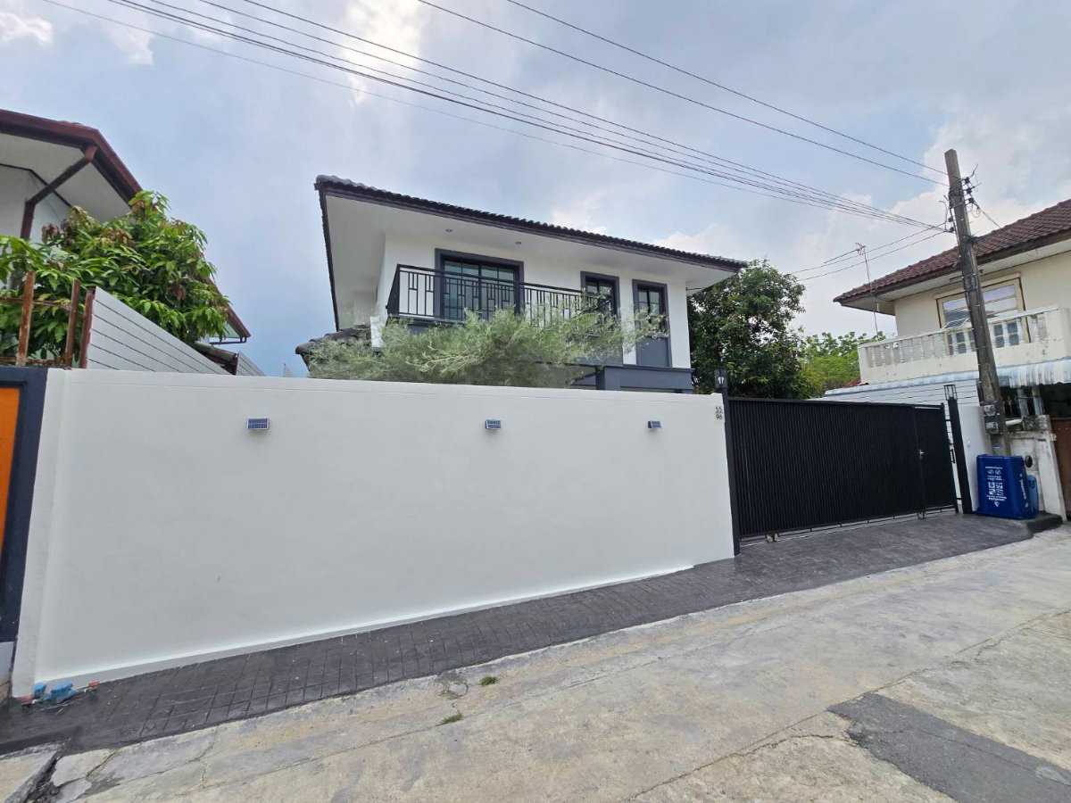 รูป บ้านเดี่ยวหลังใหญ่ กว้างมาก ทำเลดี หมู่บ้าน อยู่เย็น หลังมุมใน ซอยรามอินทรา 34 แยก 20 บางเขน แถมเฟอร์, แอร์ - รูปที่ 3/53