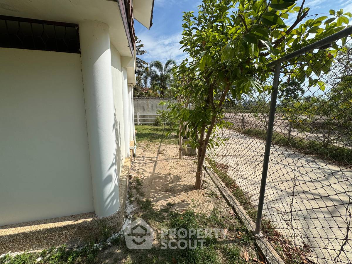 รูป บ้าน 4-ห้องนอน ใน ทับใต้ (ID 2879179) - รูปที่ 33/43