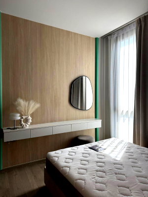 Condos for rent : For Rent - The Crest Park Residences , Super Luxury 1 bedroom 1 bathroom