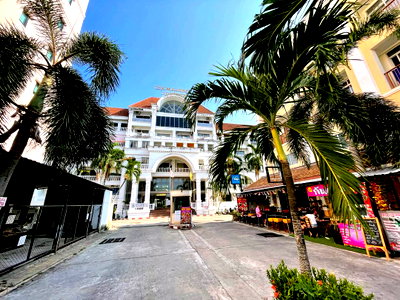 Condos for sale Makro South Pattaya : The Majestic Jomtien condominium 