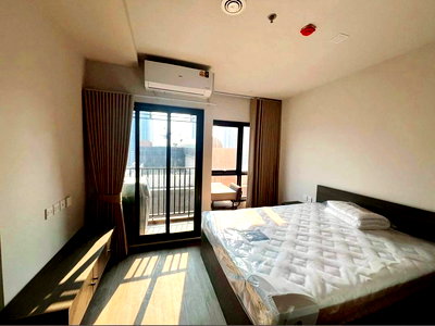 Condos for rent : 🌤️ Metris District Ladprao 🛋️1Bed with cozy city view✨Fully furnished + built-in kitchen 🚝Near MRT Phahon Yothin 💖18,000 THB