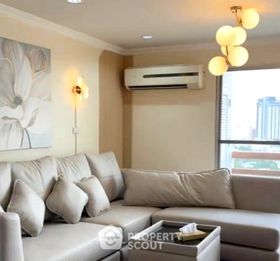 Condos for sale : 3-BR Condo at Master View Executive Place Condominium near BTS Krung Thon Buri (ID 2329752)