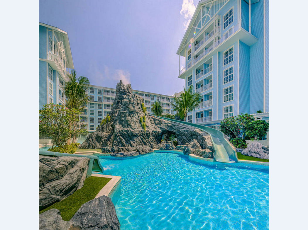 รูป Call : 082-624-9656 ขายราคาพิเศษ คอนโดติดชายหาด Grand Florida Pattaya ห้องสุดท้ายชั้น1 เชื่อมสระใหญ่ มีจากุซซี่ส่วนตัว ใกล้คลับเฮ้าส์ ตกแต่งครบ - รูปที่ 4/13