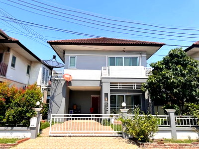เช่าบ้านเดี่ยว ชลบุรี : ให้เช่าบ้านเดี่ยว ม.ธารดารา ไร่กล้วย ศรีราชา