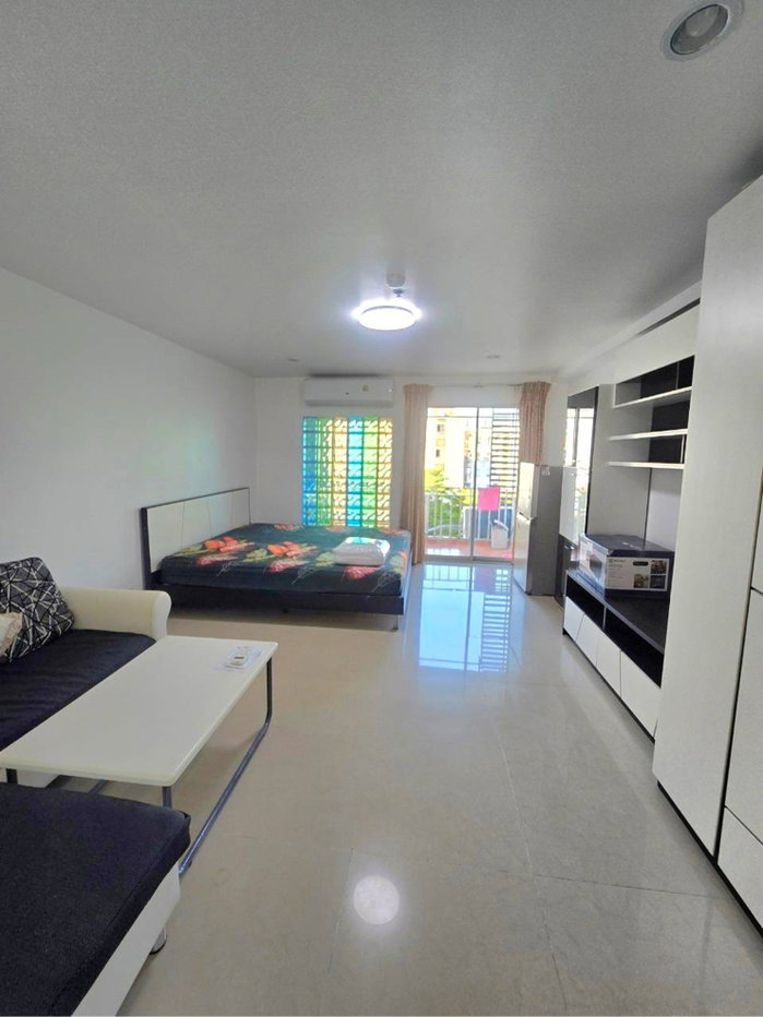 รูป ให้เช่า Regent Home 7/2 Bangna ห้องใหญ่ 31 ตร.ม. ใกล้ BTS บางนา เพียง 6,500 บาท - รูปที่ 2/9