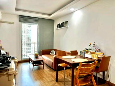 Condos for sale Middle Sukhumvit : Condo for sale Thru Thonglor price 5.5 MB.