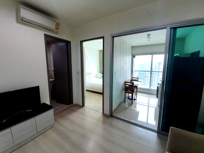 Condos for rent Big C Super Center Saphan Khwai : For Rent Condo LIFE RATCHADAPISEK Building ฺB, Floor 30,1 bed room, Room size 32 sqm