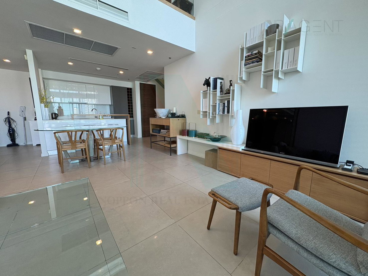 รูป 🔺 ขายคอนโด เดอะ ริเวอร์ อาคาร 1 ชั้น 36 Duplex 2 ห้องนอน ขนาด 136 ตรม ใกล้ เสนาเฟส - รูปที่ 3/8