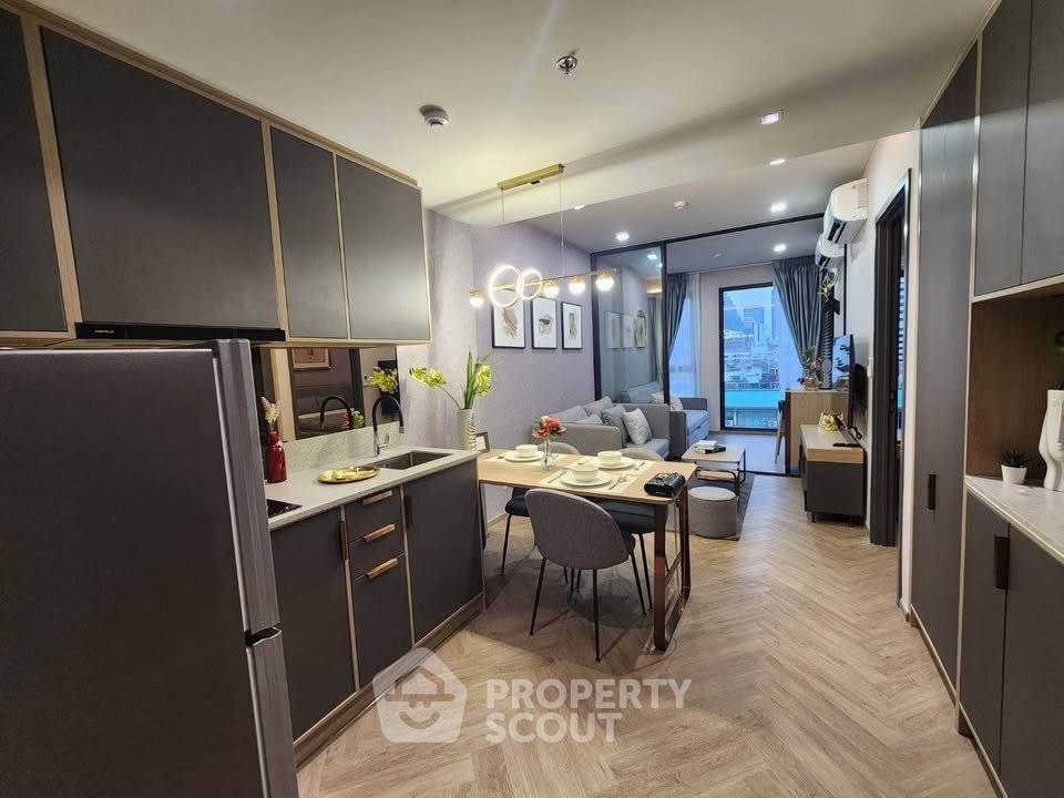 picture Well-Priced 2-BR Condo At Chapter Chula-Samyan, MRT Sam Yan (ID 2878535) - 6/12