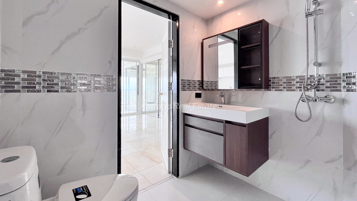 picture 🛏️ 2 Bed - 🛁 2 Bath - 🏙️ Sea View - 🌏 FOREIGN name - 🏢 Park Beach Condominium Pattaya - Ref: PBC08 - 16/22