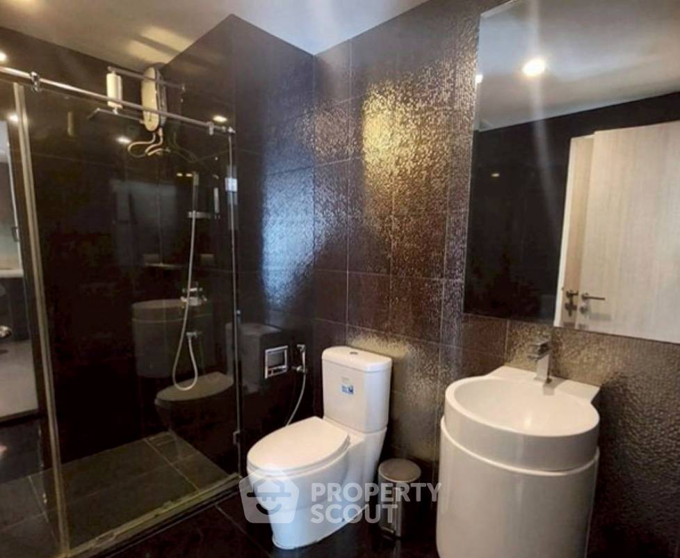 รูป คอนโด 2-ห้องนอน ที่ ริทึ่ม สุขุมวิท 36-38 ใกล้ BTS ทองหล่อ (ID 2875599) - รูปที่ 3/5