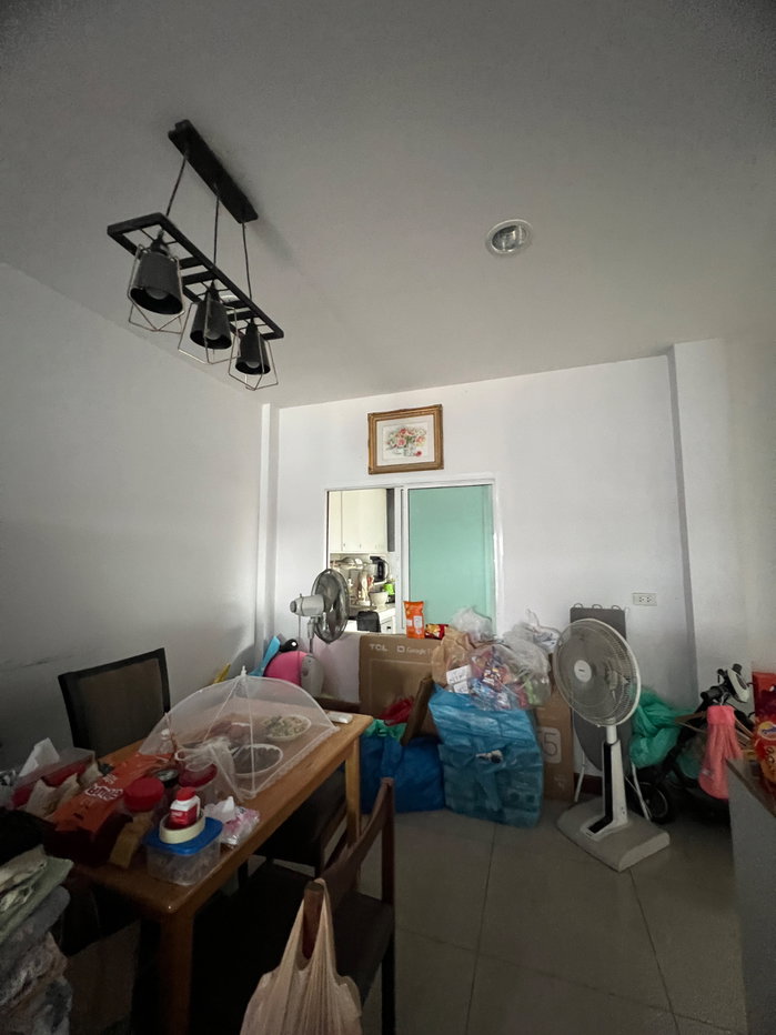 รูป ทาวน์โฮม 2 ชั้น 4 ห้องนอน 3 ห้องน้ำ กลางเมืองหนองจอก - รูปที่ 13/31