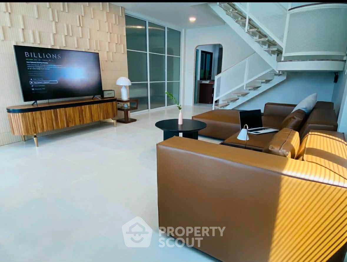 รูป วิลล่า 4-ห้องนอน ใกล้ เมืองพัทยา (ID 2878725) - รูปที่ 14/23