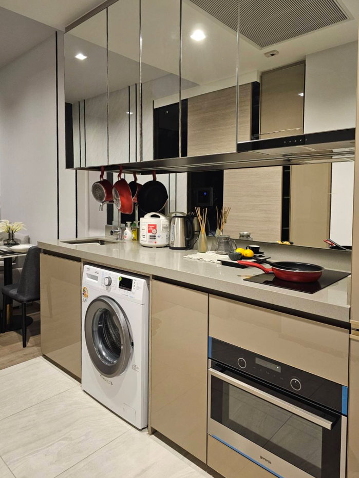 picture For Rent - The Crest Park Residences , Luxury Class 1 bedroom 1 bathroom - 4/7