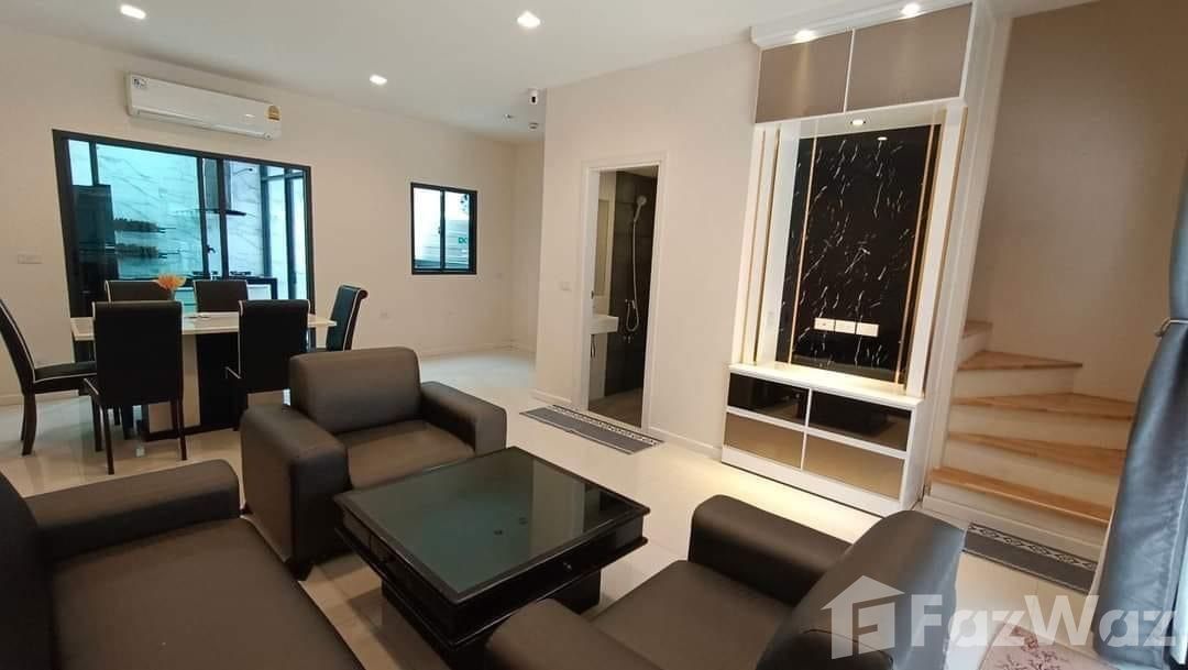 picture For Rent Townhome Eigen Premium Townhome Pattanakarn 99 1732482 - 4/14