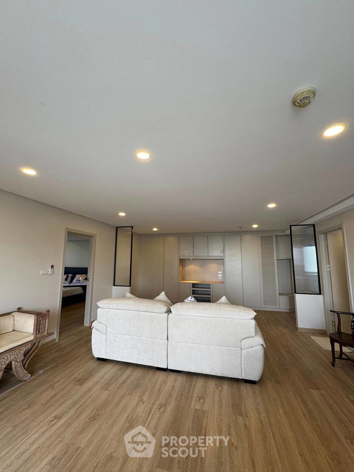 รูป คอนโด 2-ห้องนอน ที่ ศุภาลัย เพลส สุขุมวิท 39 ใกล้ BTS พร้อมพงษ์ (ID 2881007) - รูปที่ 1/17