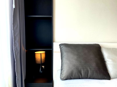 Condos for rent : 🍃 STUDIO room, beautifully designed with fully built-in furniture, elegant and luxurious // 20,000 THB ☎️ 084-914-3813