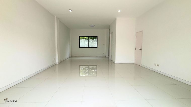 ขายทาวน์โฮม 3 ห้องนอน 192 ตร.ม. 25.8 ตร.ว. เดอะฟอร์จูน สุวรรณภูมิ