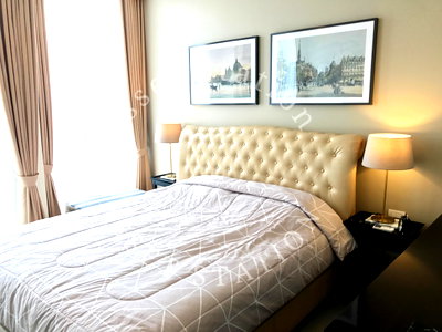 Condos for sale : 💥 Noble Ploenchit - Ready to move in! Great price! In the heart of Sukhumvit-Ploenchit, a prime location near BTS Ploenchit station (100 m). ✨