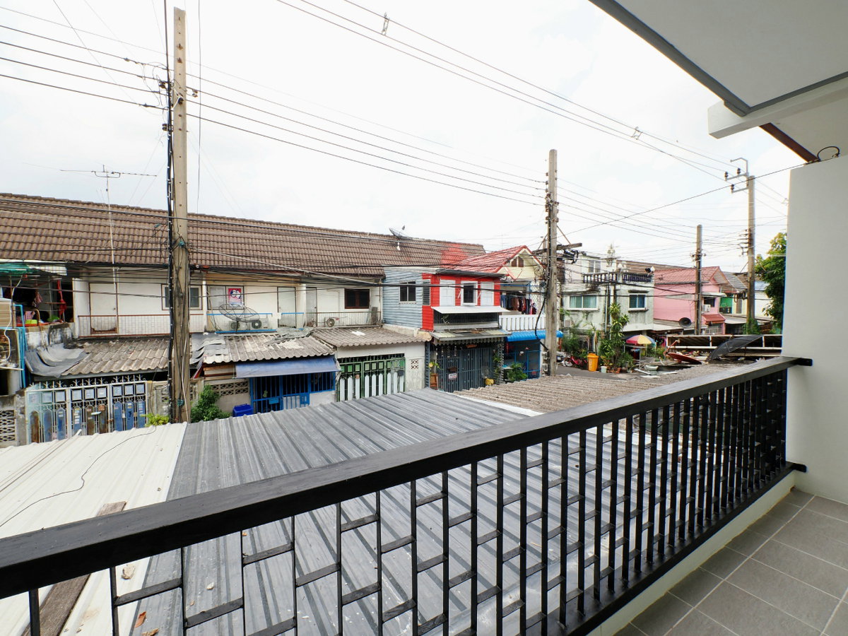 รูป ขายราคาพิเศษ ทาวน์เฮ้าส์ 2 ชั้น ม.อัมรินทร์นิเวศน์3 ผัง2 ขนาด 16 ตร.ว. 2 ห้องนอน 2 ห้องน้ำ  รีโนเวทใหม่ทั้งหลัง พร้อมเฟอร์ เข้าอยู่ได้ทันที [สายไหม] - รูปที่ 34/38