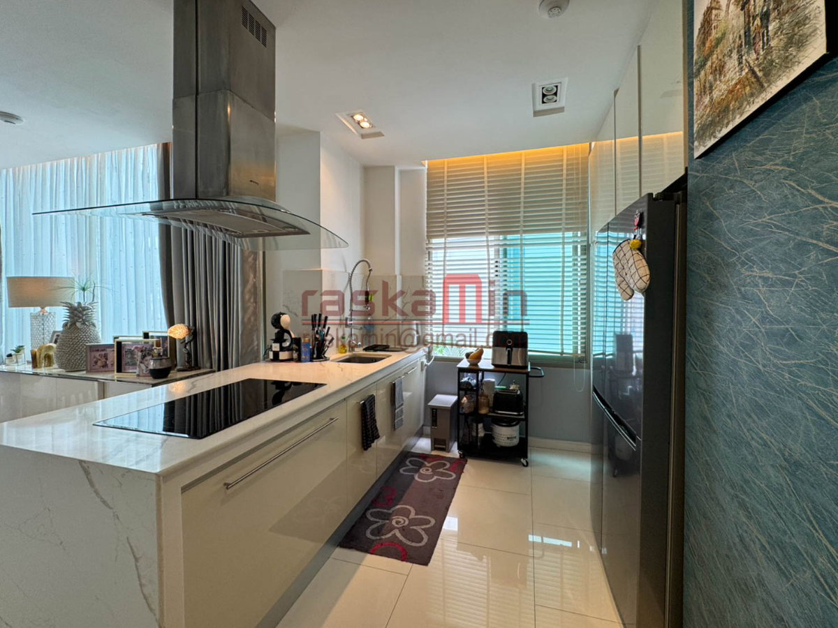 picture Luxury Beachfront Condo for Sale at The Sanctuary Wong Amat  - 12/33