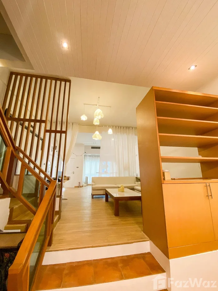 รูป ทาวน์เฮ้าส์ให้เช่า 5 ห้องนอน ใน คลองตันเหนือ, กรุงเทพมหานคร 984464 - รูปที่ 11/16