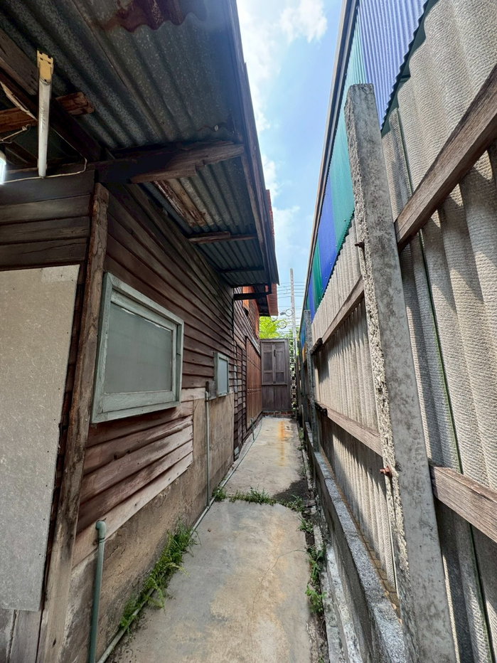รูป ขายที่ดินซอยอุดมสุข 28 พร้อมบ้านไม้ **ใกล้ BTS อุดมสุข เดินทางสะดวกสุดๆ** (N.2064) - รูปที่ 33/35