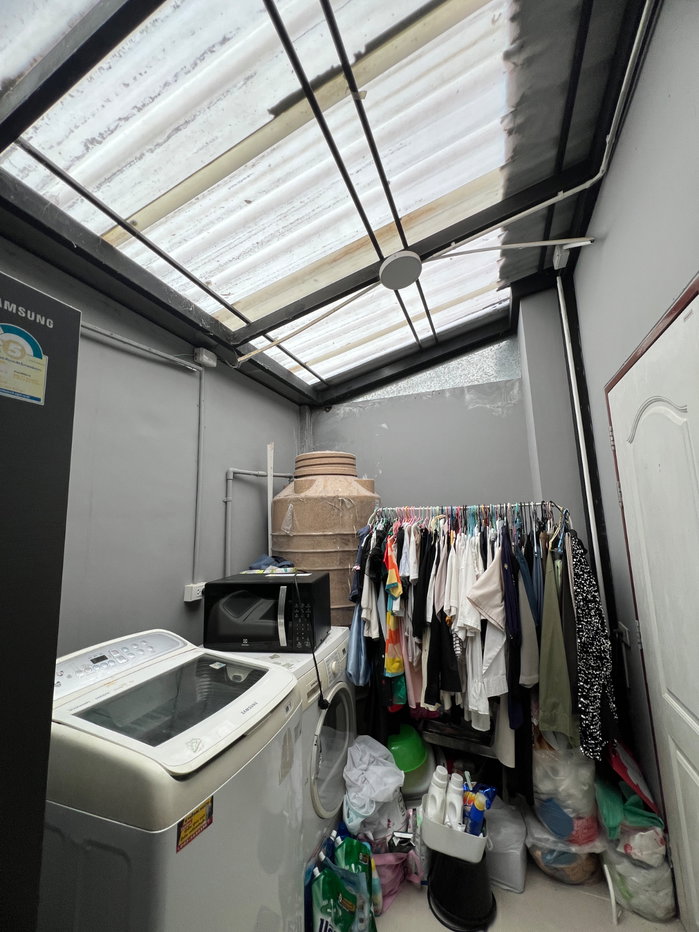 รูป ทาวน์โฮม 4 ห้องนอน 3 ห้องน้ำ อยู่ใจกลางเมืองหนองจอก - รูปที่ 10/27