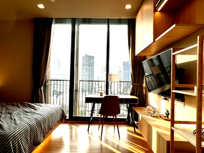 Condos for sale Middle Sukhumvit : Condo for sale Noble Around Sukhumvit 33 price 6.19 MB.